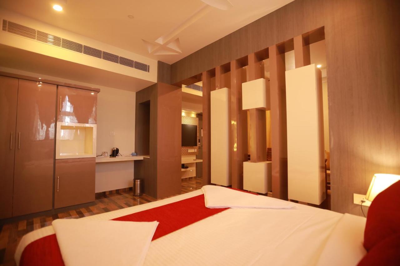 Sree Bharat Residency Hotel Alāndurai Eksteriør billede