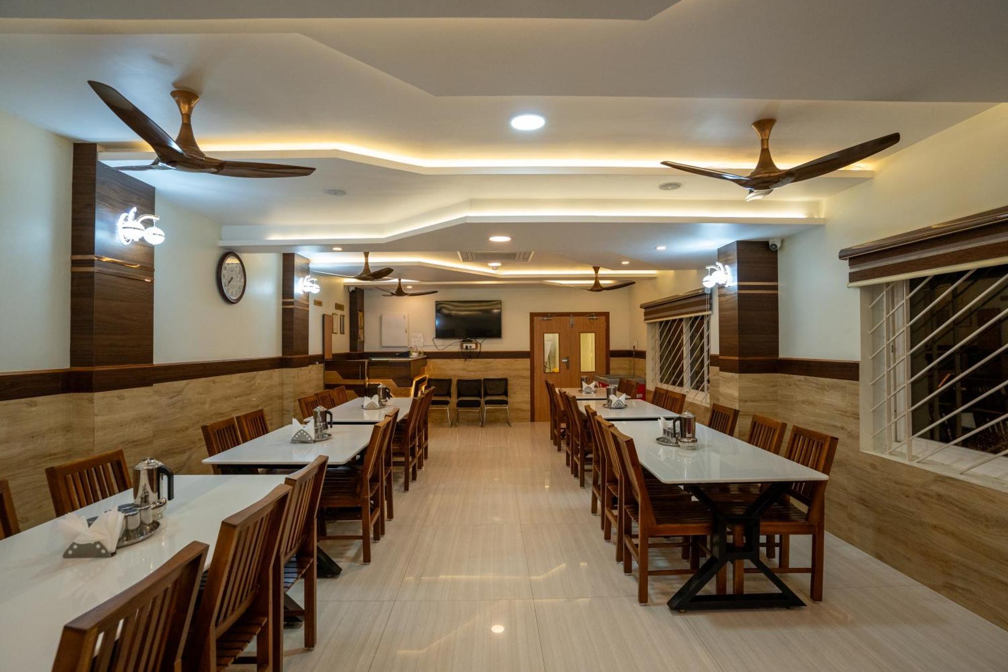 Sree Bharat Residency Hotel Alāndurai Eksteriør billede